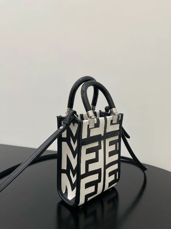 Fendi Luxury Bag - FED - 081