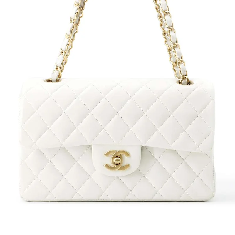 CHANEL Matelasse ChainShoulder White A01113 Lambskin