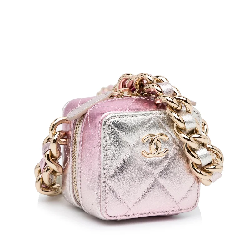 Chanel Like A Wallet Clutch w/ Chain (NZjGv5)