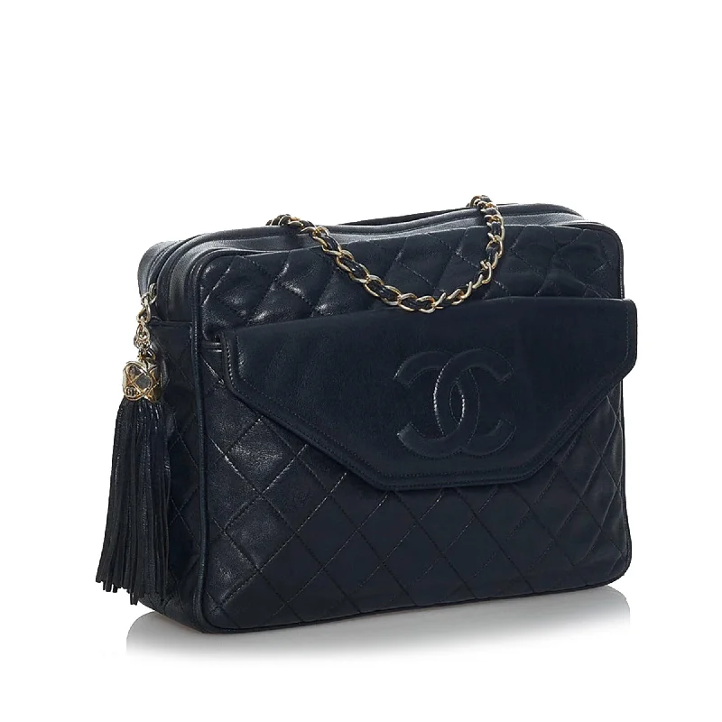 Chanel Matelasse Leather Crossbody Bag (34995)