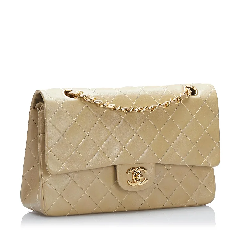 Chanel Medium Classic Lambskin Double Flap Bag (hsVSEO)