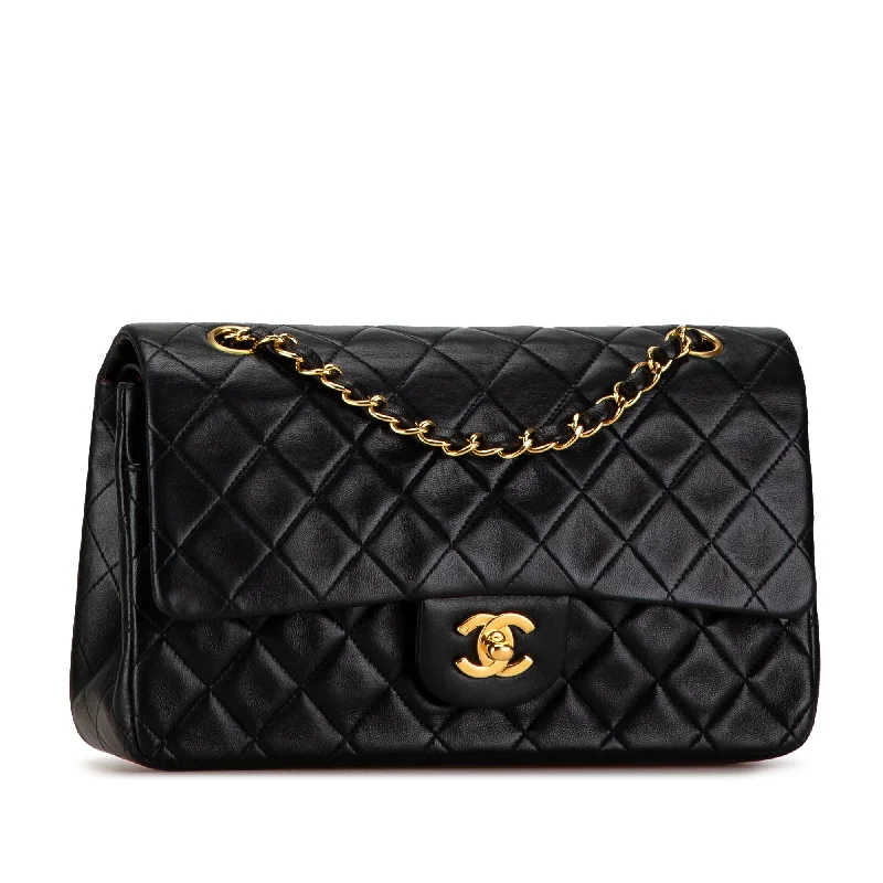 Chanel Medium Classic Lambskin Double Flap (GpukLW)