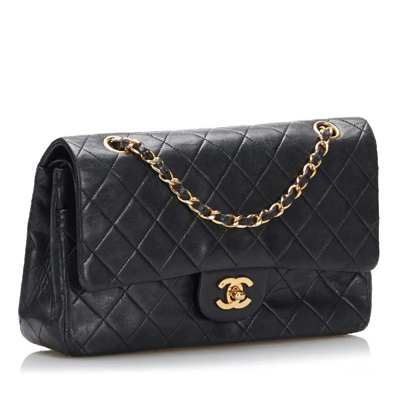 Chanel Medium Classic Lambskin Double Flap (tcawHG)