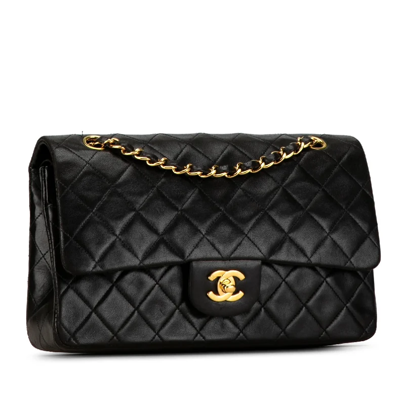 Chanel Medium Classic Lambskin Double Flap (Z3gjkH)