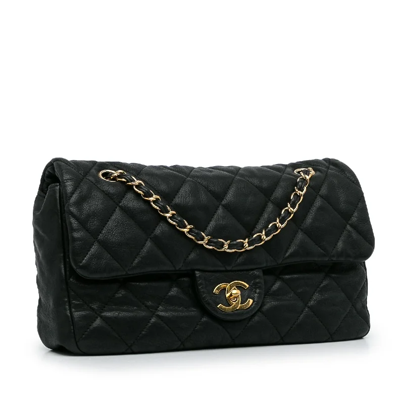 Chanel Medium Classic Lambskin Single Flap (OBN1xh)