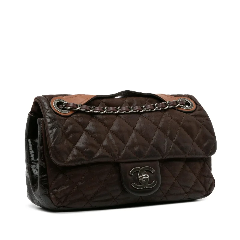 Chanel Medium Iridescent Calfskin In The Mix Flap (6KToLL)