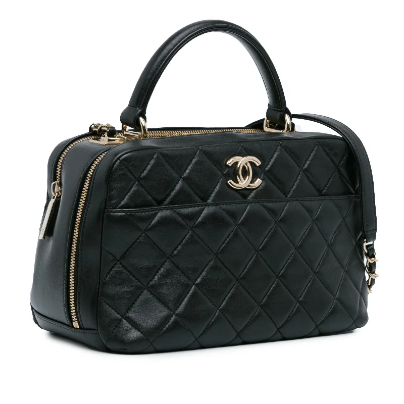 Chanel Medium Lambskin Trendy CC Bowling Bag (6zNdDE)